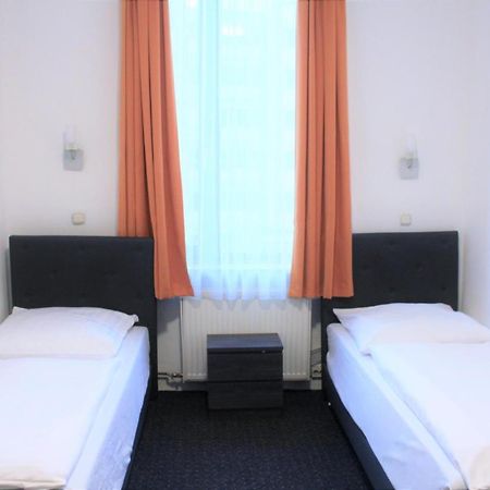 Frankair Star Hotel Frankfurt City Frankfurt am Main Eksteriør billede